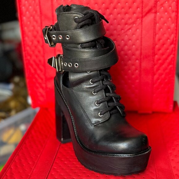 Jeffrey Campbell “Charita 2” Platform Combat Boot with Cutouts (W US9) - Picture 2 of 7